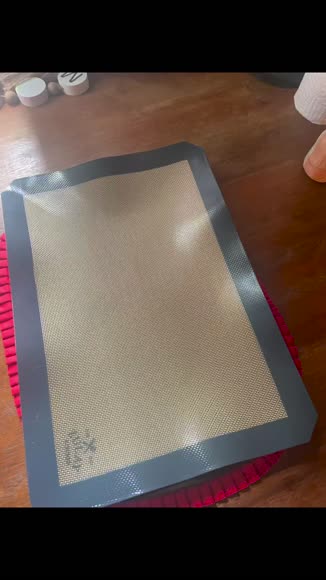 Video review of Zulay Kitchen 2-Pack Non-Stick Silicone Baking Mat Sheets  by 67930010df3beb82db129e2e
