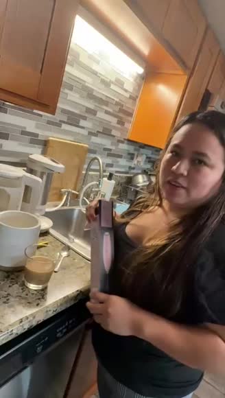 Video review of Zulay Kitchen Milk Frother - Without Stand  by 67feb760d9baf070ceb4f57d