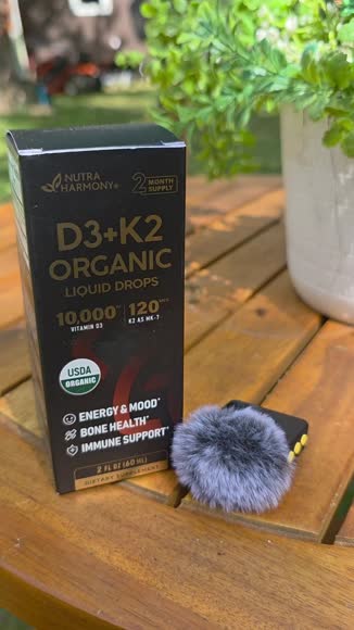 Video review of NUTRAHARMONY Organic Vitamin D3+K2 Drops - Vitamin D3 10000 IU & K2 As MK-7 120mcg  by 674520fef70ffaee8e573edd