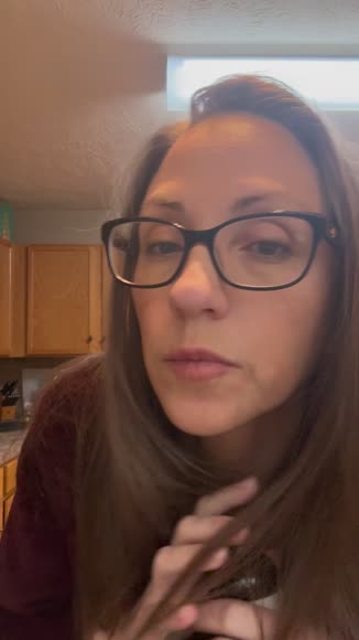 Video review of VINEVIDA Orange Essential Oil (Sweet)  by 677c1a9606fdfd0350340e01