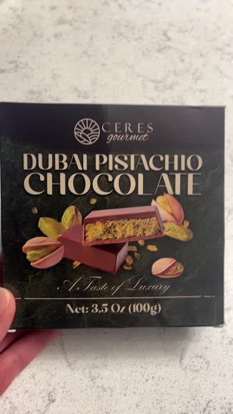 Video review of  Dubai Chocolate Pistachio Bar  by 67d773490a65a26e0d997c94