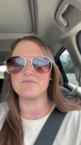 Video review of Blue Gem Sunglasses Millionaire Modern Aviator Sunglass  by 6775c3701c869d90fc99e92c