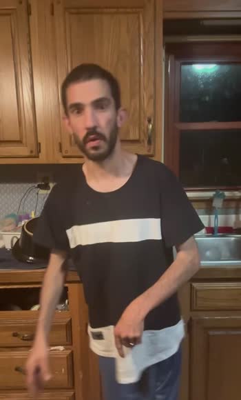 Video review of Shop at Konus Konus Men's Elongated Cut Block Tee  by 67853f3bda5ba91ee3e56b5f