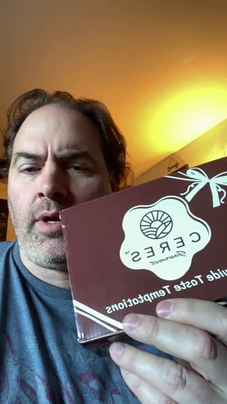 Video review of Ceres Gourmet International Chocolate Variety Box (Midi) - Assorted Exotic Snacks  by 678b2ddb6d409a8d70483a21