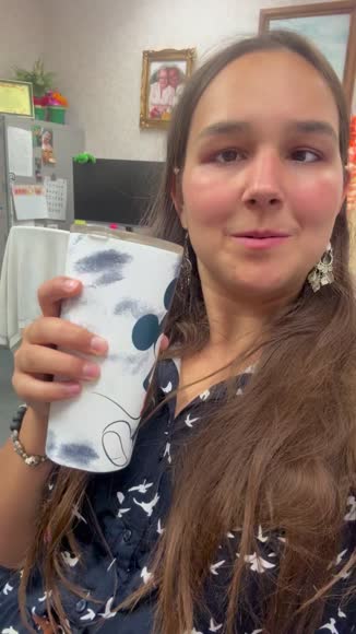 Video review of  Disney Tie Dye Tumbler   by 6532c18a09eba34758fd5920