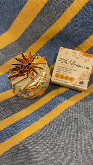 Video review of Viori Beauty Clarifying Conditioner Bar With Essential Oil | Citrus Zest  by 66e07e0a3bff145d3aba163d