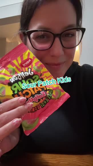 Video review of Ceres Gourmet International Snack Box, 30 Pcs  by 6781cec999e6262c4c54c681
