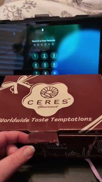 Video review of Ceres Gourmet International Chocolate Variety Box (Midi) - Assorted Exotic Snacks  by 678afce2d6f93da7fd3a8744