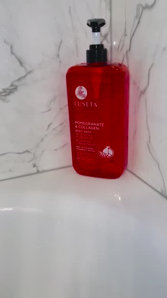 Video review of Luseta Beauty Luseta Pomegranate & Collagen Body Wash 33.8oz  by 6792f28f3624b79b5d4ea1e3
