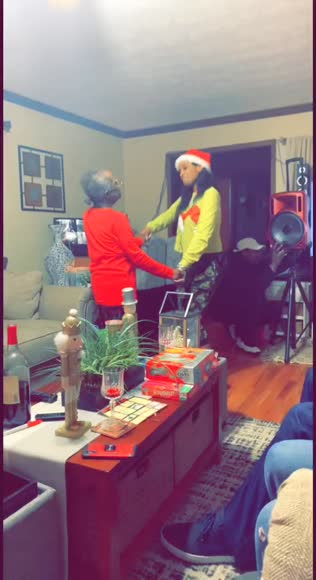 Video review of Clips Family & Parenting  by 677d859806fdfd03504d2d36