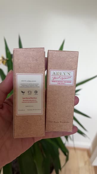 Video review of Arlyn Amber Floral & Woody Breeze | Floral Woman, Roll On Fragrance Oil Combo  by 677efbae2f8174581928c741