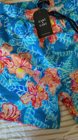 Video review of EAST x EAST Rio Shorts  by 6773014221649089351b2701