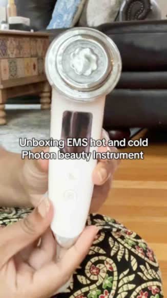Video review of Besteria EMS Hot And Cold Photon Beauty Instrument  by 67870eb559fd619d7b7c7e00