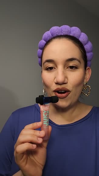 Video review of  JUICY BOMB shiny lipgloss  by 679d7cfaff1ee1c8e4e3b3a0
