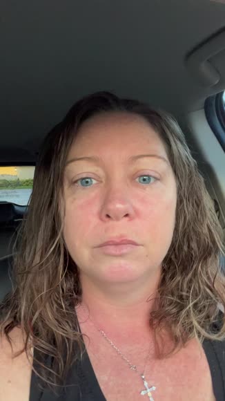 Video review of eterus Neck & Face Lifting LED Therapy Device  by 68150e1ec0d42150b0148247