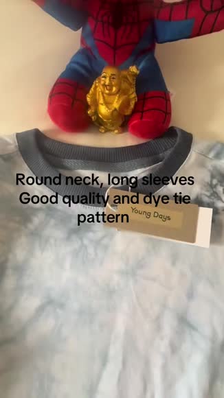 Video review of Young Days Tie Dye Longsleeve Tee  by 67f9c4d5ce227569e99da072