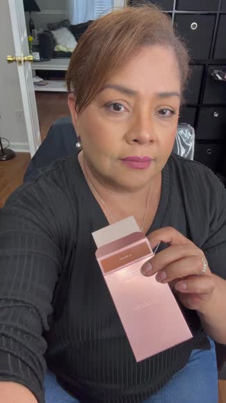 Video review of  Major Headlines Double-take Crème  by 679d2123b520c0acd8538be1