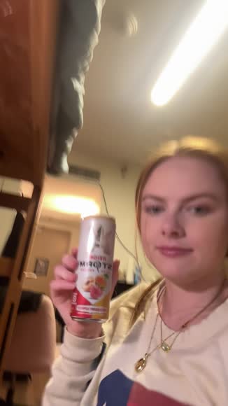 Video review of REIGN Storm Energy Drink  by 67ef0966345773a3fa3ea730