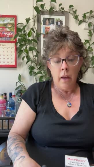 Video review of MaryRuth's MaryRuth's Organic Lion's Mane Mushroom Liquid Drops - Up to 2 Month Supply - Nootropic - Brain Health - Non-GMO - Alcohol Free Tincture - 1 Fl Oz  by 67858365cf1903345c5eb7dc