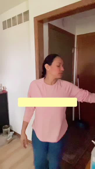 Video review of Zulay Kitchen Powerful Milk Frother - Electric Hand Mixer Wand  by 67662c5283d91c8ea691a322