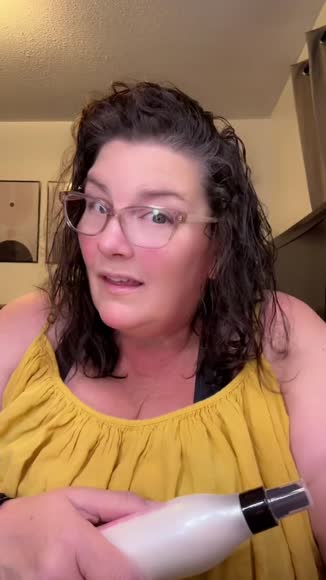 Video review of Luseta Beauty Luseta Glossy Pearl Leave-in Conditioner 8.5oz  by 678ab9b2178f3340c9de2254