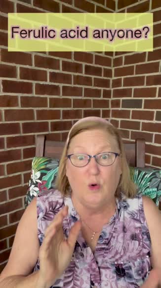 Video review of Medix 5.5 Retinol and Ferulic Acid  by 678af0d0056eaa440b3455a4