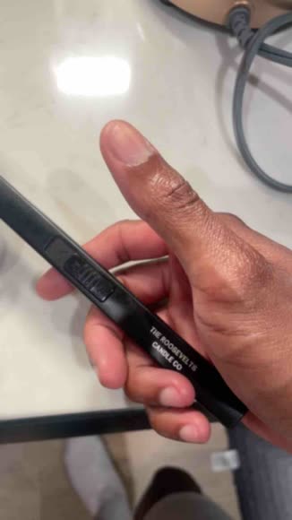 Video review of The Roosevelts Candle Co Flameless Lighter - Black  by derrickf101
