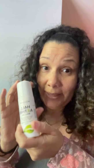 Video review of HALLUSA NATURAL Hall Arthri Roll - On - Peppermint Oil Essential Roll Essential Oil  by 6789b81ef8df40e28b9f3332