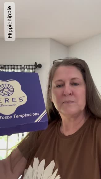 Video review of Ceres Gourmet International Chocolate Variety Box (Maxi) - Assorted Exotic Snacks  by 677eab070842b261e6478e2b