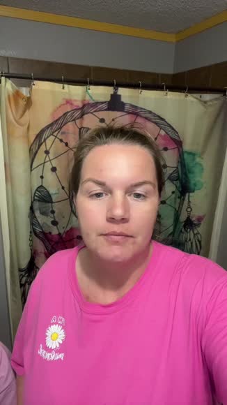 Video review of VogueNow Eye Glow Under Eye Patches  by 678c78cdba8c1ec7454ed5a1