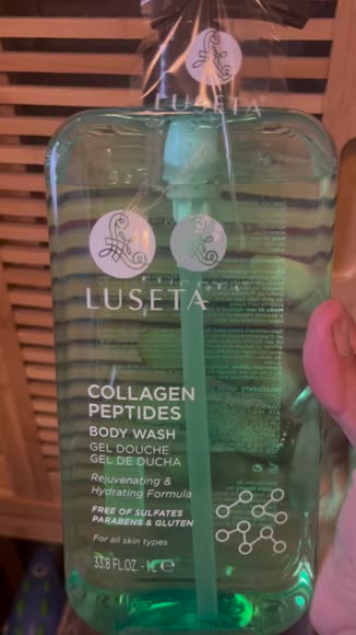 Video review of Luseta Beauty Collagen Peptides Body Wash  by 65cb99bbd661d654db711d69