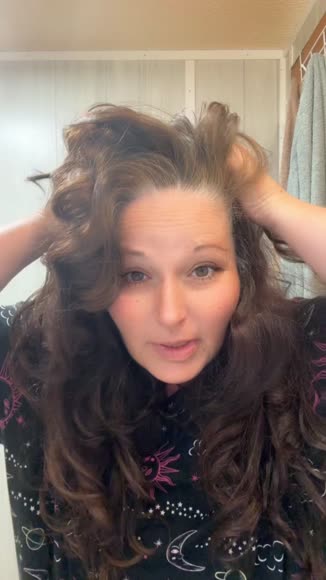 Video review of Naturallyfed apparel Feelz Gud Hair Towel  by 