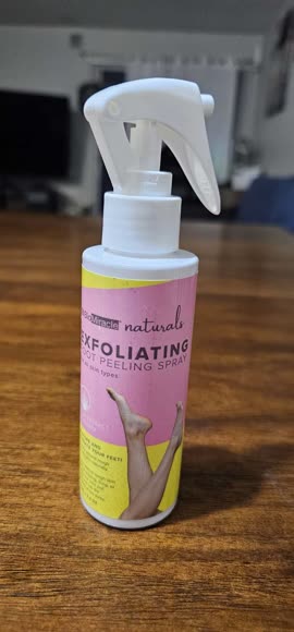 Video review of Mybiomiracle Exfoliating Foot Peeling Spray  by 6804245806ef1c03ff9b8f9e