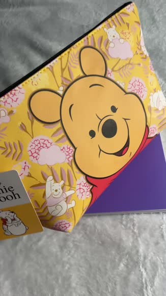 Video review of Ful Winnie The Pooh Travel Cosmetic Bag  by 637cbc8fcd99dff7ed20d7dd