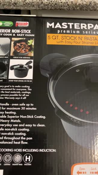 Video review of MASTERPAN Nonstick Stock & Pasta Pot With Glass Lid Strainer, 5 QT  by 679e4a5d3007934ba19445b5