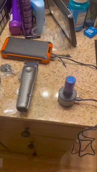 Video review of Conair FX829 Lo Profx One High Performance Clipper  by 6794165b3624b79b5d56463a