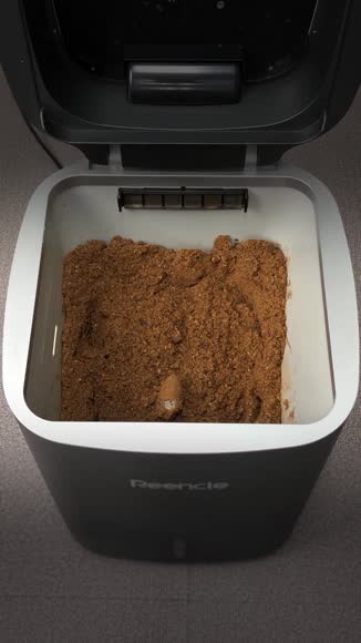 Video review of Reencle Prime Carbon Filter: 3-Layer Odor-Free Composting for Kitchen-to-Garden Fertilizer Old Title: Reencle: Kitchen Countertop Home Composter  by reencleus