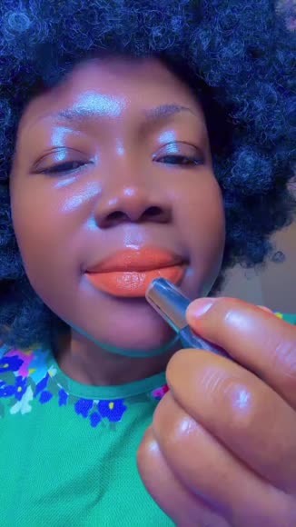 Video review of Doucce Matte Temptation Lipstick  by stephlinkatee