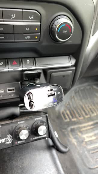 Video review of AutoSky 4 in 1 Retractable Car Charger With Fast Charge  by 67965eefd43861ae347e9da0