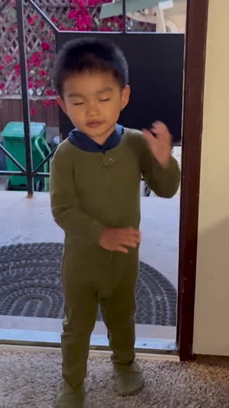 Video review of Leveret Clothing Solid Color Boho Footed Pajamas  by 6784381076cab30da6ad955e