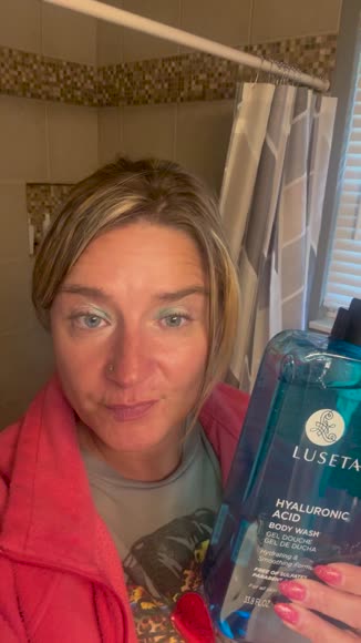 Video review of Luseta Beauty Luseta Hyaluronic Acid Body Wash 33.8oz  by 6771e54b502978648ce71868