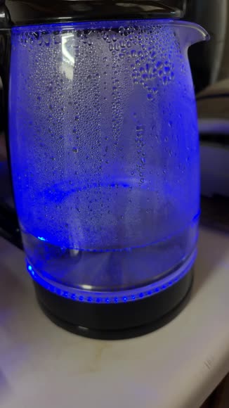Video review of Zulay Kitchen Premium Glass Electric Kettle - Fast Boiling & Easy-Use Handle  by 6783f4db876eebb4548676ae