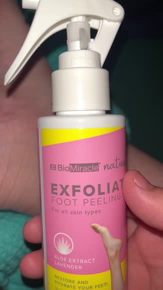 Video review of Mybiomiracle Exfoliating Foot Peeling Spray  by 676e043862aeb456e8a8922e