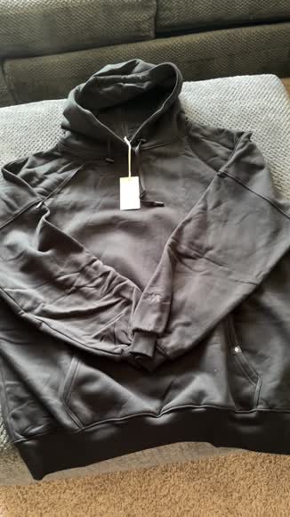 Video review of POPFLEX Long Cloud Hoodie - Black  by 683de940265a20a01406a004