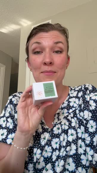 Video review of The Organic Skin Co. Soothe Operator  by mns.mypc