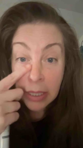 Video review of Kleem Organics Anti-Aging Eye Cream for Dark Circles and Puffiness with Peptides  by 682931019f139d288456703c
