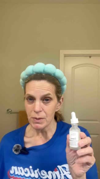 Video review of The Ordinary Hyaluronic Acid 2% + B5  by 67abe240262e9c021c881ead