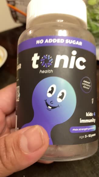 Video review of Tonic Health 1x Month Kids Immunity Gummies  by 659bb3e465351e66e054b969
