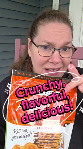 Video review of Snack Factory Deli Style Crunchy Pretzel Cracker Crisps  by 67a3ee8960823b29790fff86
