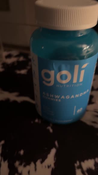 Video review of Goli Nutrition Stress-relief Ashwagandha Gummies with potent KMS-66 Ashwagandha andVitamin D  by 679fa3a513d62603469bf8ee